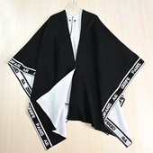 思琪女装 披肩斗篷 软和色织字母边无扣针织开衫 258