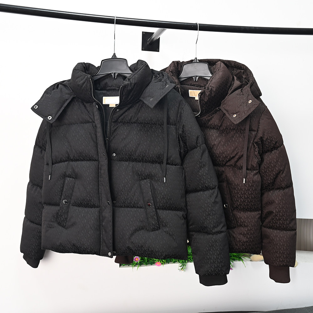 满字母厚实保暖可脱卸帽休闲棉服