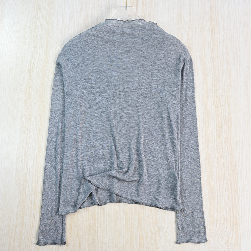 轻薄羊毛混纺半高领长袖打底衫