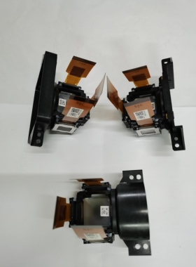 日立松下LB280 X385C UX413 X303C X323C液晶组件维修 投影仪液晶片