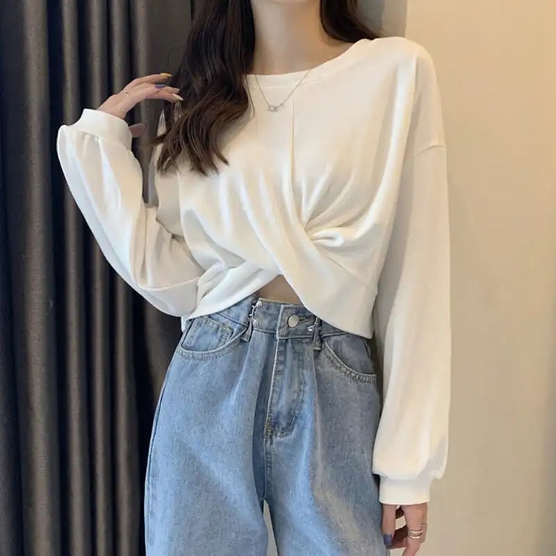 泫雅风爵士跳舞网红t恤女ins超火短款高腰露脐配牛仔工装裤的上衣