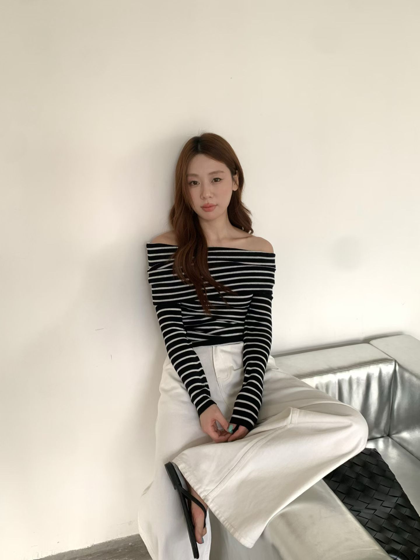 Z-ONE条纹一字肩露肩长袖针织衫女秋冬新款温柔显瘦百搭打底上衣