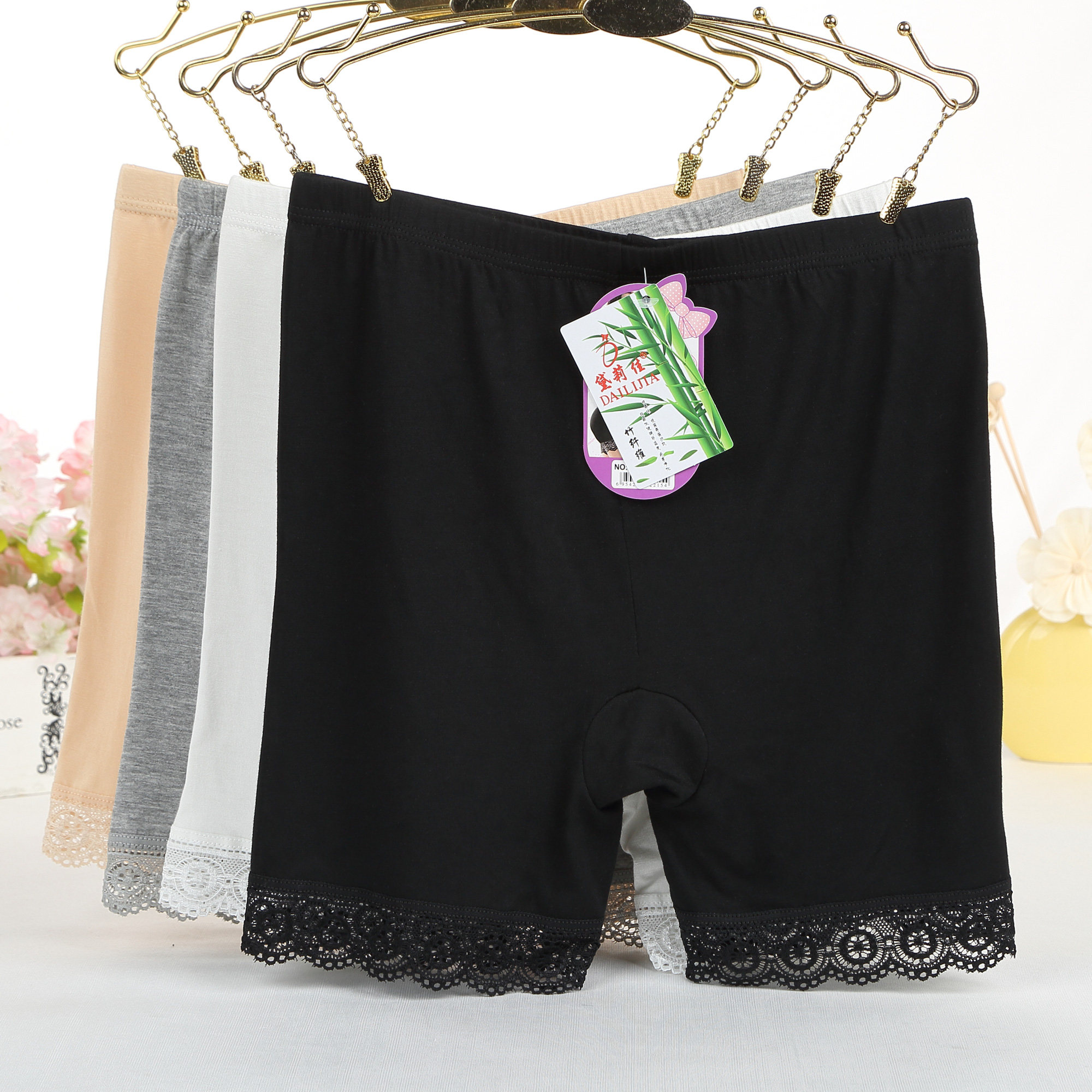 Large Xia fat mm200 Safety trousers Korean Edition Lace Leggings Obesity NPCin the Women's clothing/Boutique , Pants , Leggings  category - from Buy2taobao.com to provide professional Taobao agent buy service