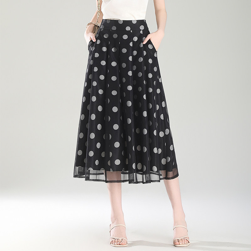 波点半身裙女夏季2025年新款高腰显瘦遮肚子中长款网纱缎面百褶裙