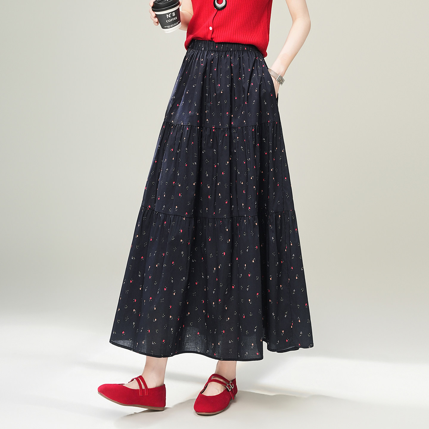 法式复古黑色碎花半身裙女蛋糕裙2026春夏季新款a字超好看长裙子