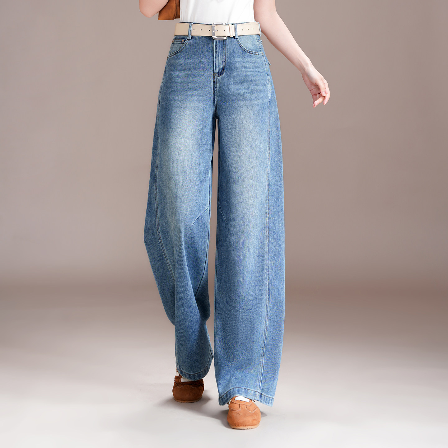 弯刀牛仔裤女2026春季新款阔腿裤宽松显瘦显高休闲高腰弹力直筒裤