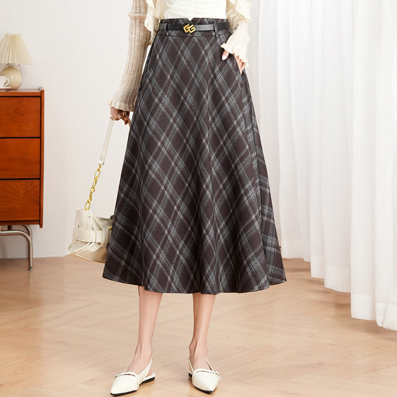 伯克利格纹半身裙女冬复古高腰时尚中长款a字大摆裙2026春季新款