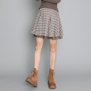 格纹蕾丝花边拼接半身裙短裙女2024秋冬新款小个子短款a字蓬蓬裙