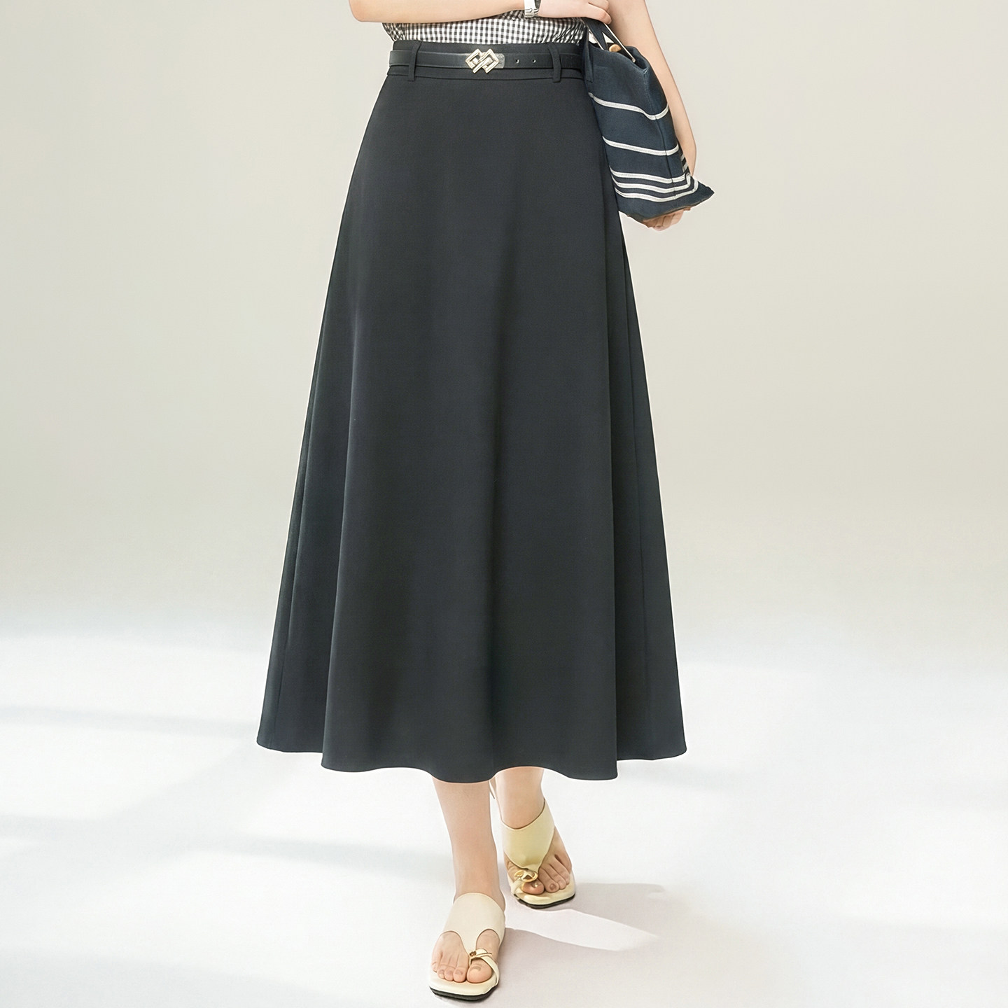 a字高腰半身裙女2026年春夏季新款半裙显瘦中长款遮胯大摆西装裙