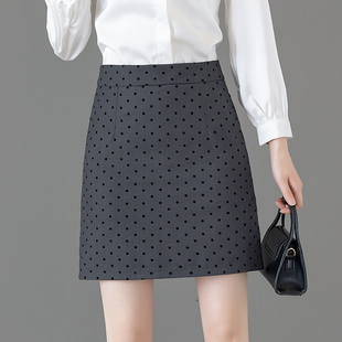 包臀灰色波点半身裙女小个子春季新款高腰显瘦时尚短款短裙a字裙