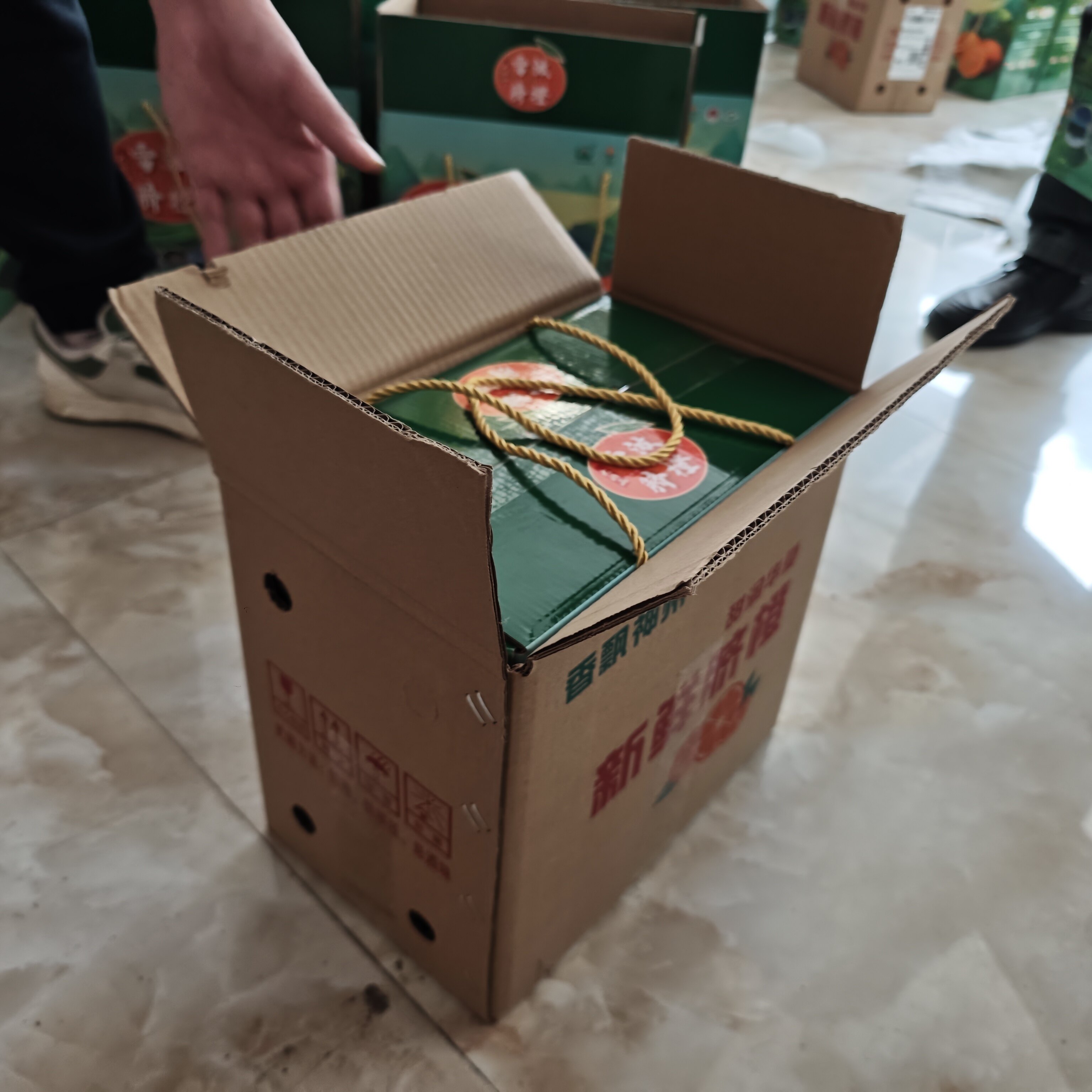 大凉山雷波脐橙加外箱链接