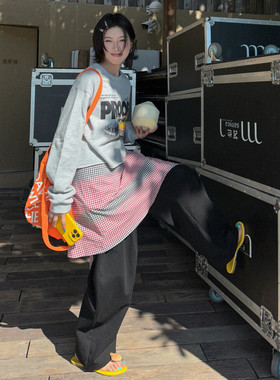 FISHYU早春2026新款原宿ins风复古汽车字母印花宽松休闲短款卫衣