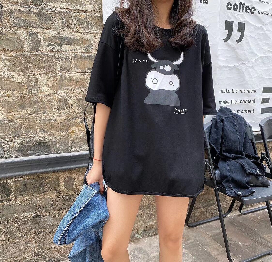 beyourself新款韩版卡通牛牛图案侧开叉设计感上衣T恤女港味短袖