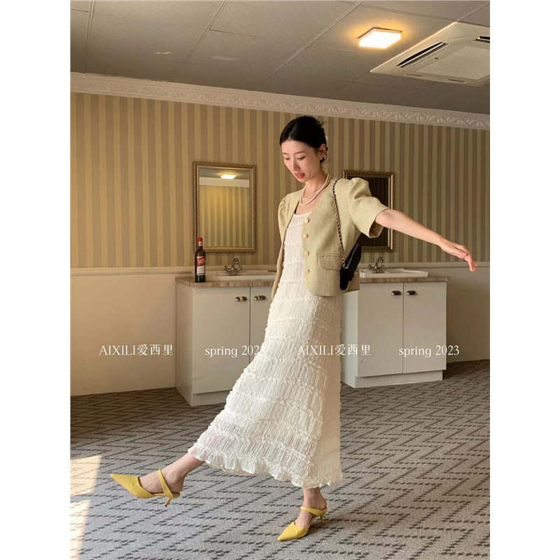aixili爱西里2025春夏设计感蕾丝吊带裙杏色内搭外穿连衣裙仙女裙