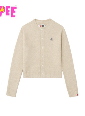 APEE女装秋冬刺绣兔子小标针织开衫F125A5P