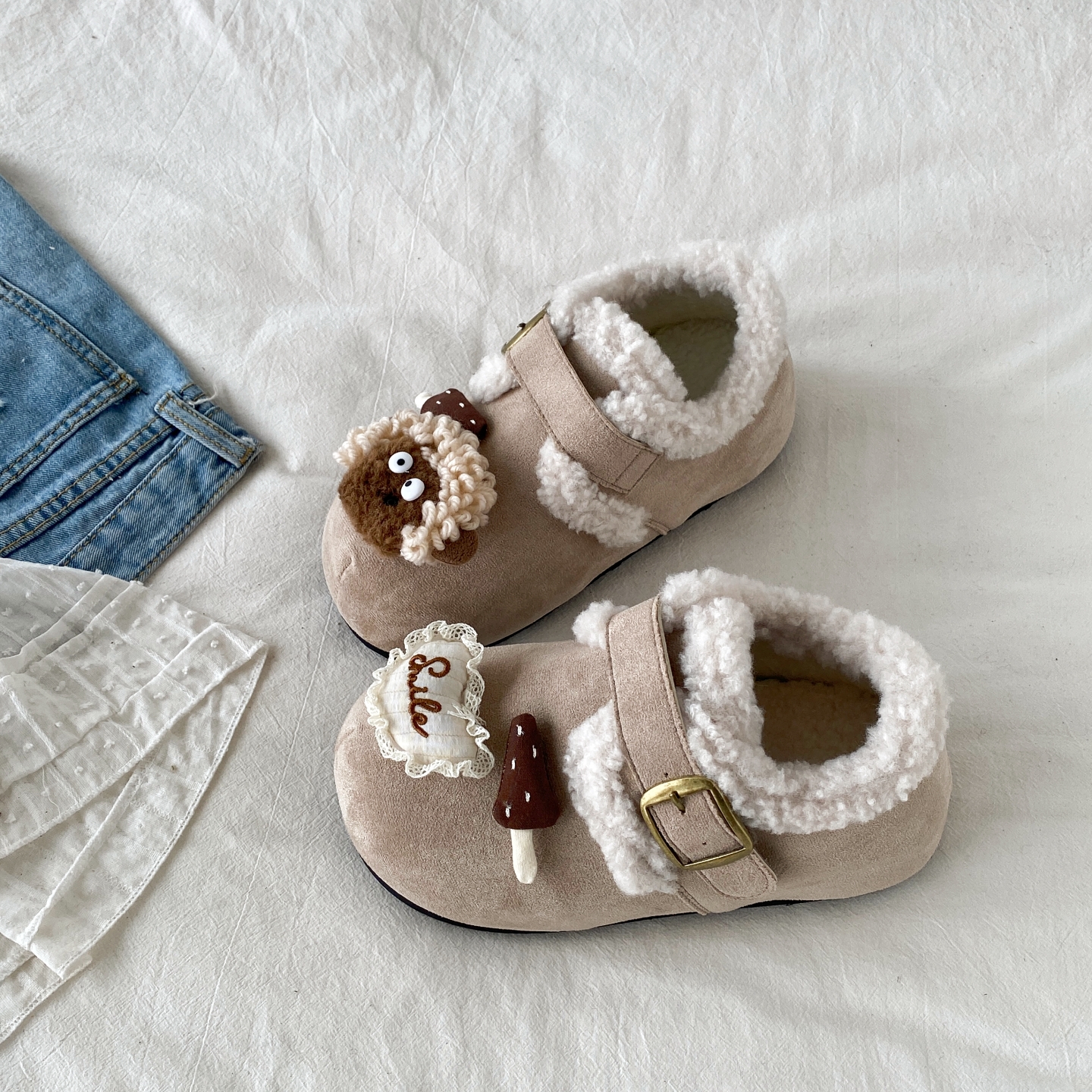 小众卡通挂件加绒勃肯鞋毛毛棉鞋