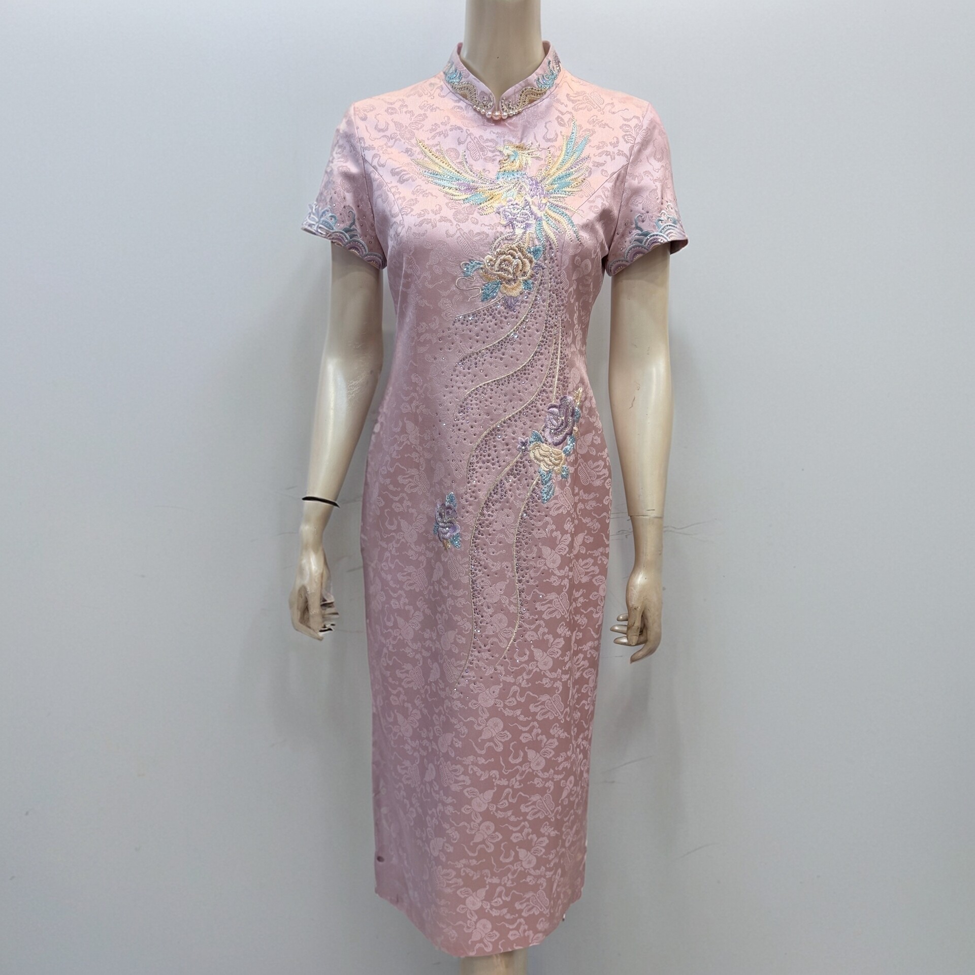 新中式改良旗袍女喜妈妈婚宴礼服高贵凤凰提花钉珠短袖立领连衣裙