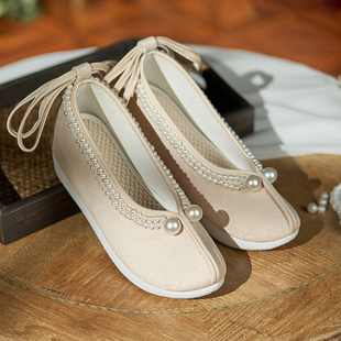 汉服鞋子女加绒串珠古风内增高圆头软底鞋明制马面登云履古装布鞋