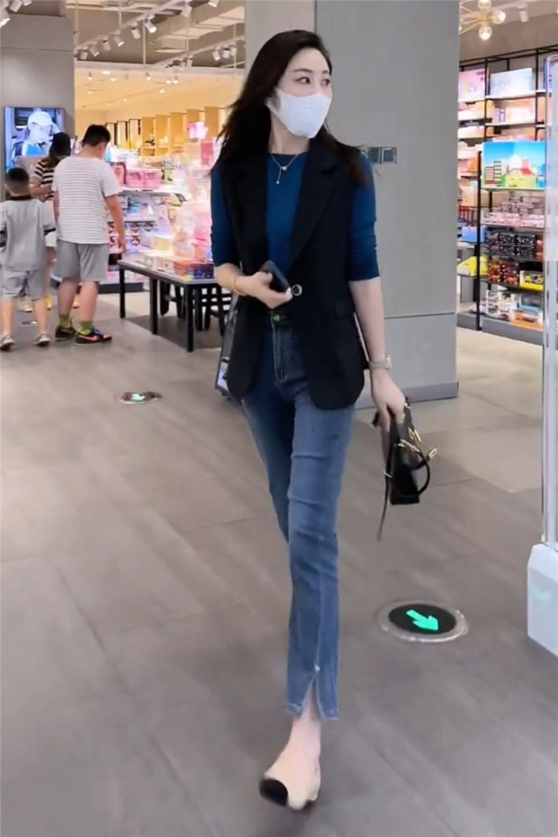 小西装马甲女新款2023春秋韩版宽松洋气西服马甲背心网红外穿马夹