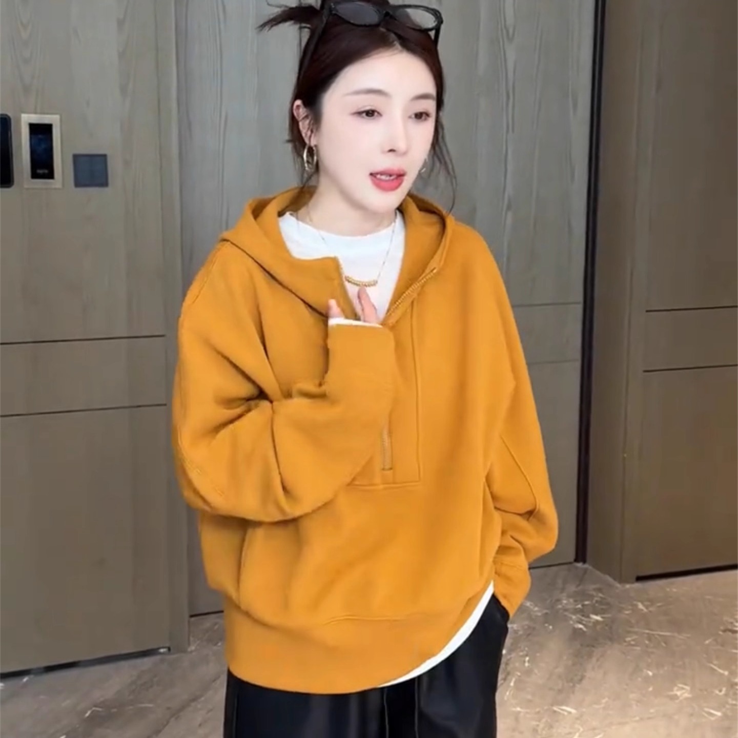 连帽卫衣外套女短款秋冬新款