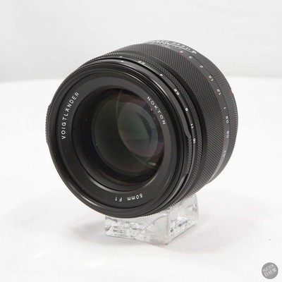 福伦达微单超大光圈镜头