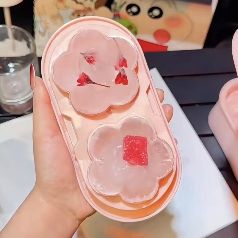樱花冰格模具食品级易脱模创意可爱卡通制冰块神器家用带盖储冰盒