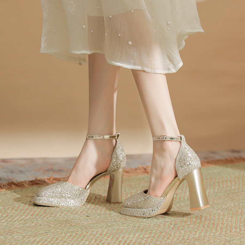 香槟色婚鞋新娘鞋女粗跟中空方头玛丽珍鞋水晶一字扣防水台高跟鞋