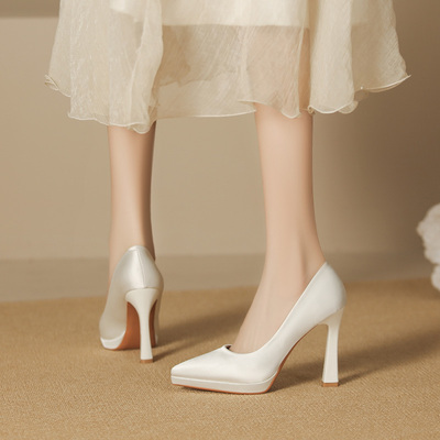 防水台高跟鞋不累脚性感新娘婚鞋