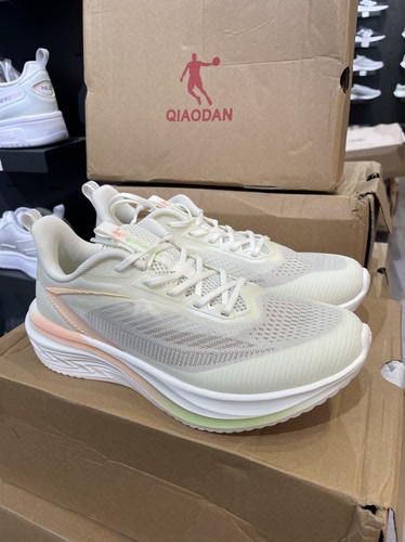乔丹轻速lite6夏季网面透气运动鞋厚底女鞋轻便减震软底女跑步鞋