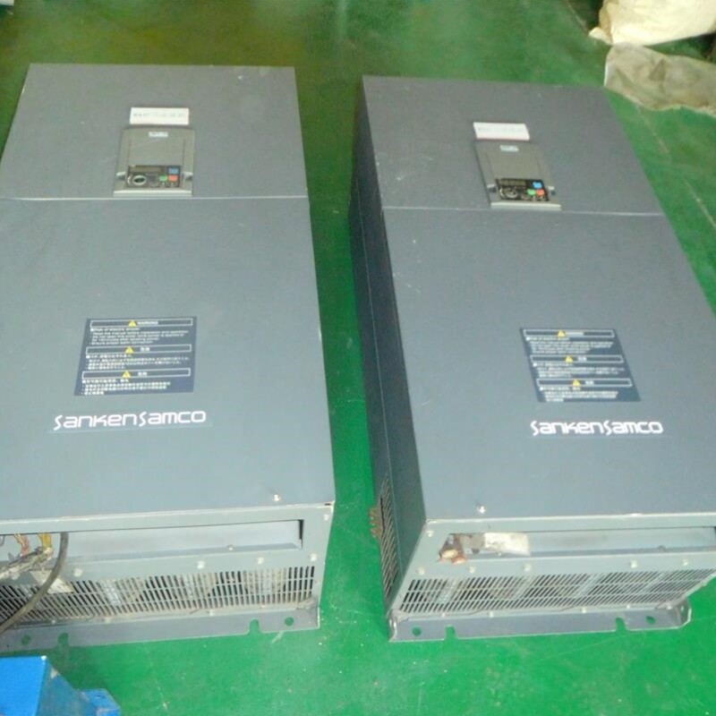 【议价】A007* 三垦变频器 VM06-2000-N4 200KW 380V 实物图询价