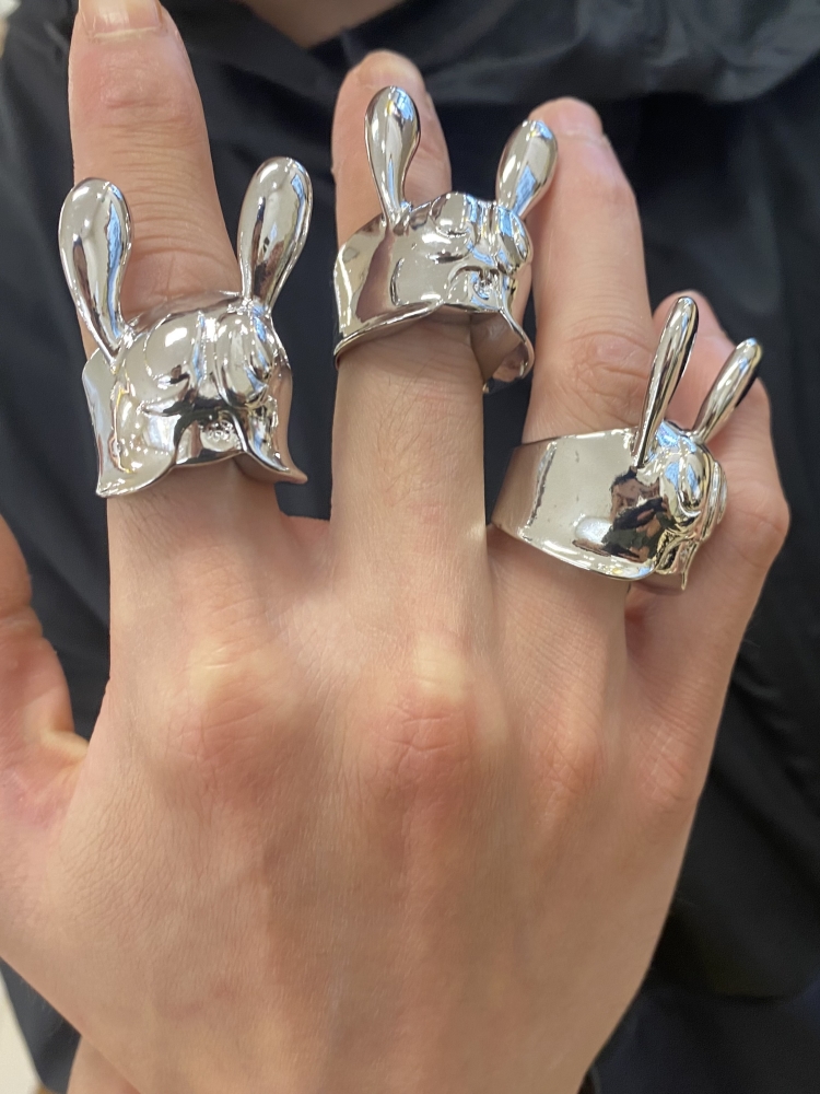 SKOLOCT联名兔子戒指小众中性ins高级感兔年限定情侣款朋克配饰