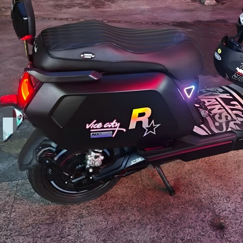 适用小牛NXT nx电动车身装饰侠盗猎车GTA5飞车R星标反光贴纸改装