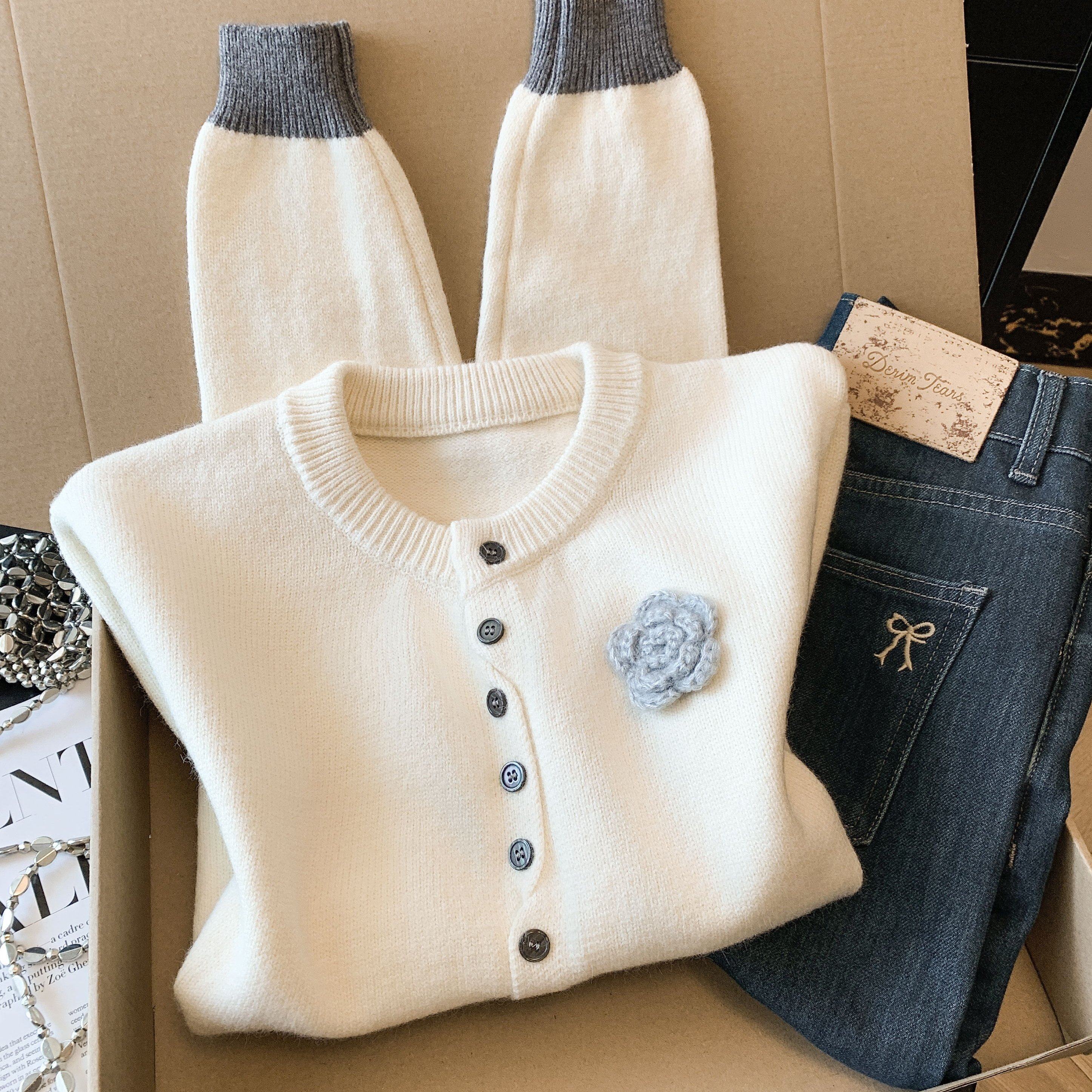 玖月韩系撞色立体花朵温柔风圆领单排扣显瘦宽松慵懒风春秋上衣女