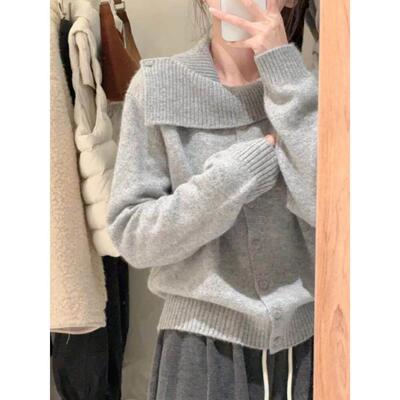 设计感女独特灰色翻别领羊毛针织衫UMC早秋chc致不规则短款i开衫