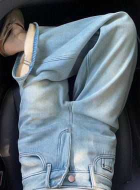 浅蓝色加绒加厚宽松直筒牛仔裤女秋冬新款设计感复古高腰垂感裤子