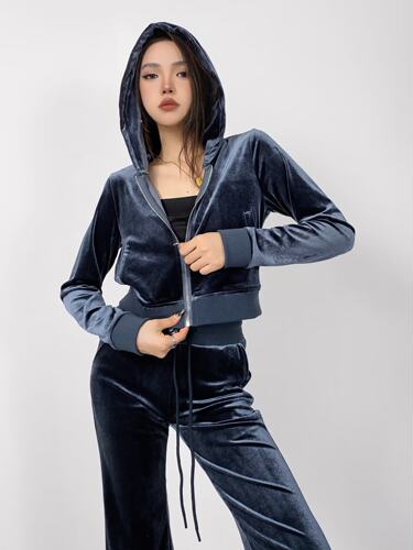 丝绒运动套装连帽卫衣