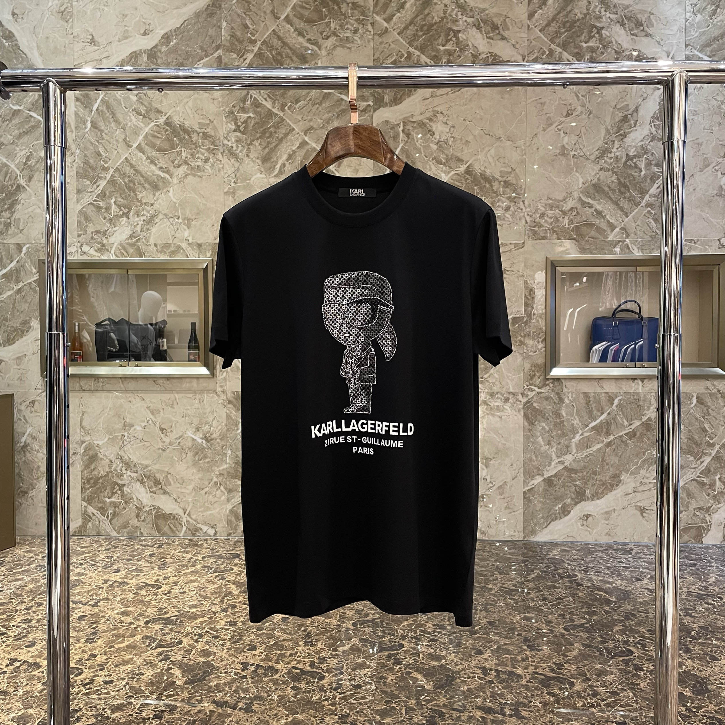 KARL LAGERFELD卡T恤