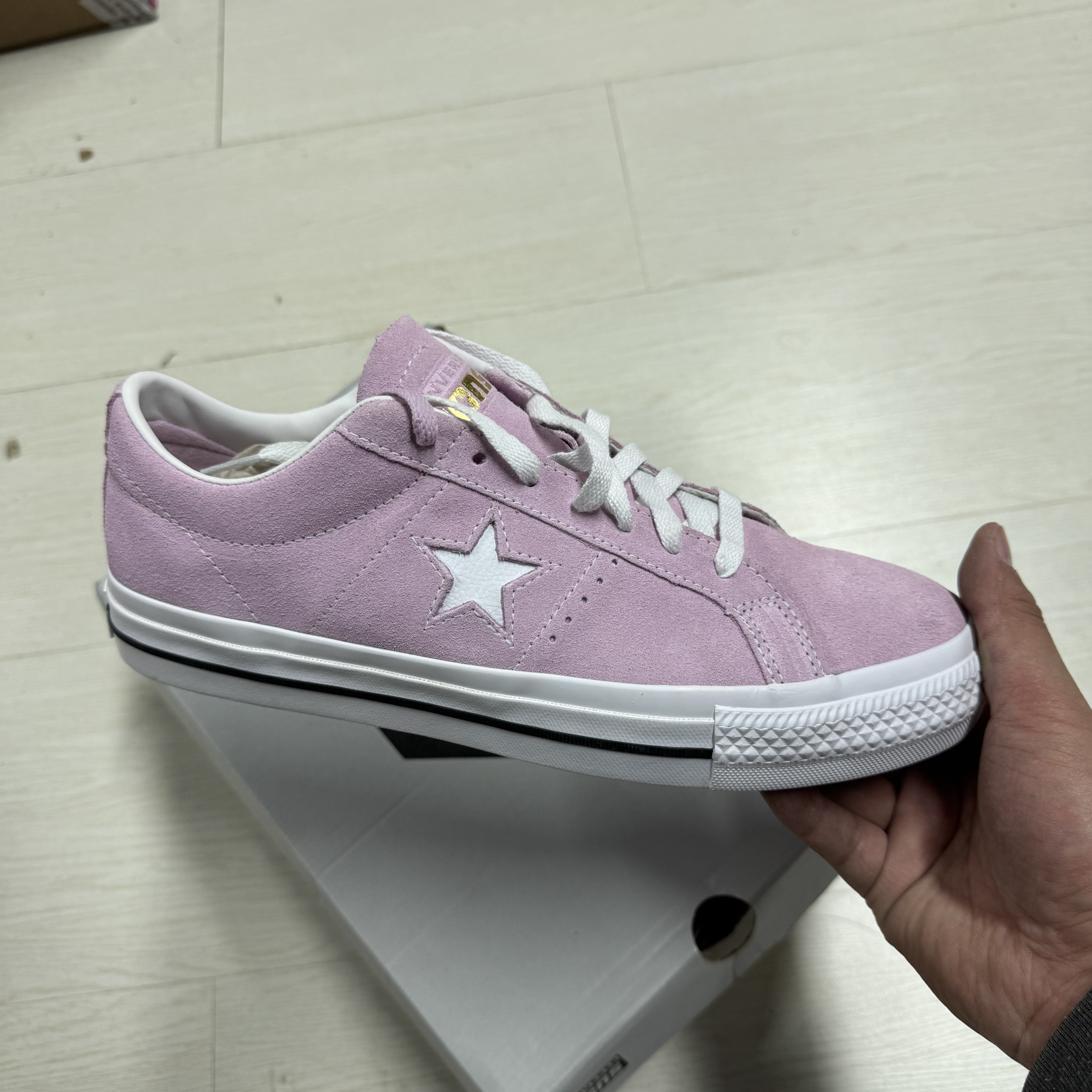 CONVERSE匡威One Star Pro男女复古翻毛皮 粉紫色情侣板鞋A07309C