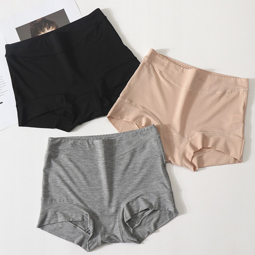 莫代尔柔软轻薄简约风包臀平角裤