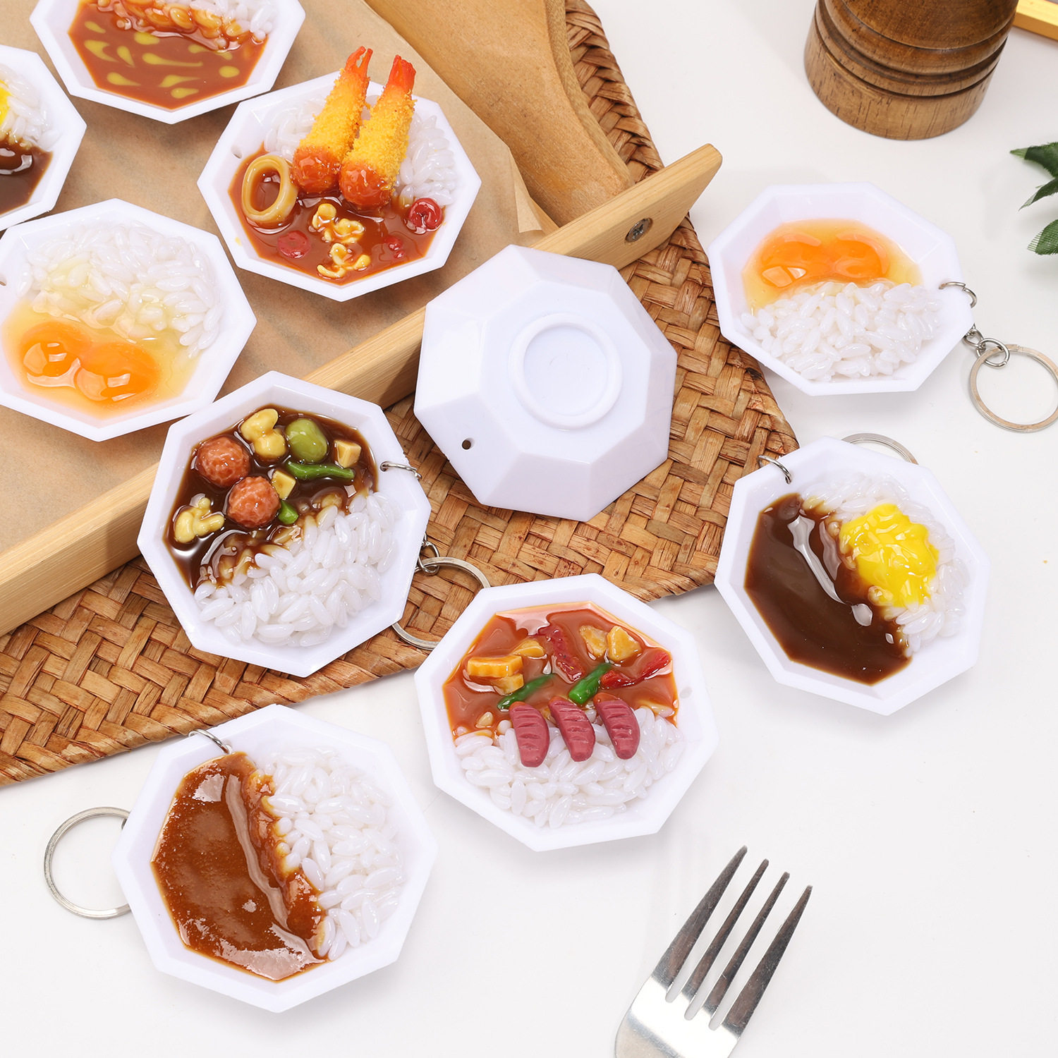 仿真日式咖喱饭模型立体仿真食物挂件钥匙扣假盖浇饭包包挂饰装饰图片