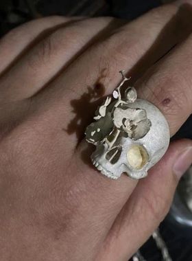 美好于死亡并存寓意骷髅头绽放鲜花戒指男欧美黑暗风烧白指环重工