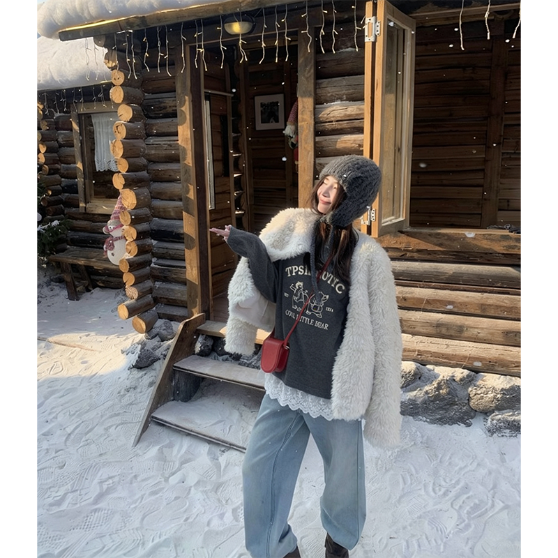 123120~「小熊跳舞蕾丝T」韩系！简约蕾丝拼接女士长袖打底衫,女装/女士精品,T恤,淘宝优惠券,粉丝福利购,淘宝优惠卷