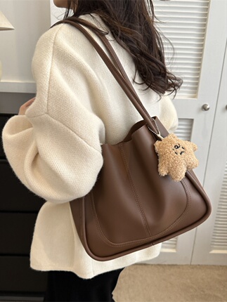 Bucket Bag for Women, Large Capacity Bag, 2023 New Retro Versatile Shoulder Bag, Textured Tote Bag, Work and Commuting Bag