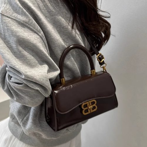 新款手提通勤单肩斜挎包潮