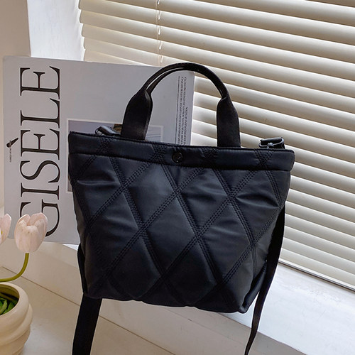 赫雅菱格水桶包超低价