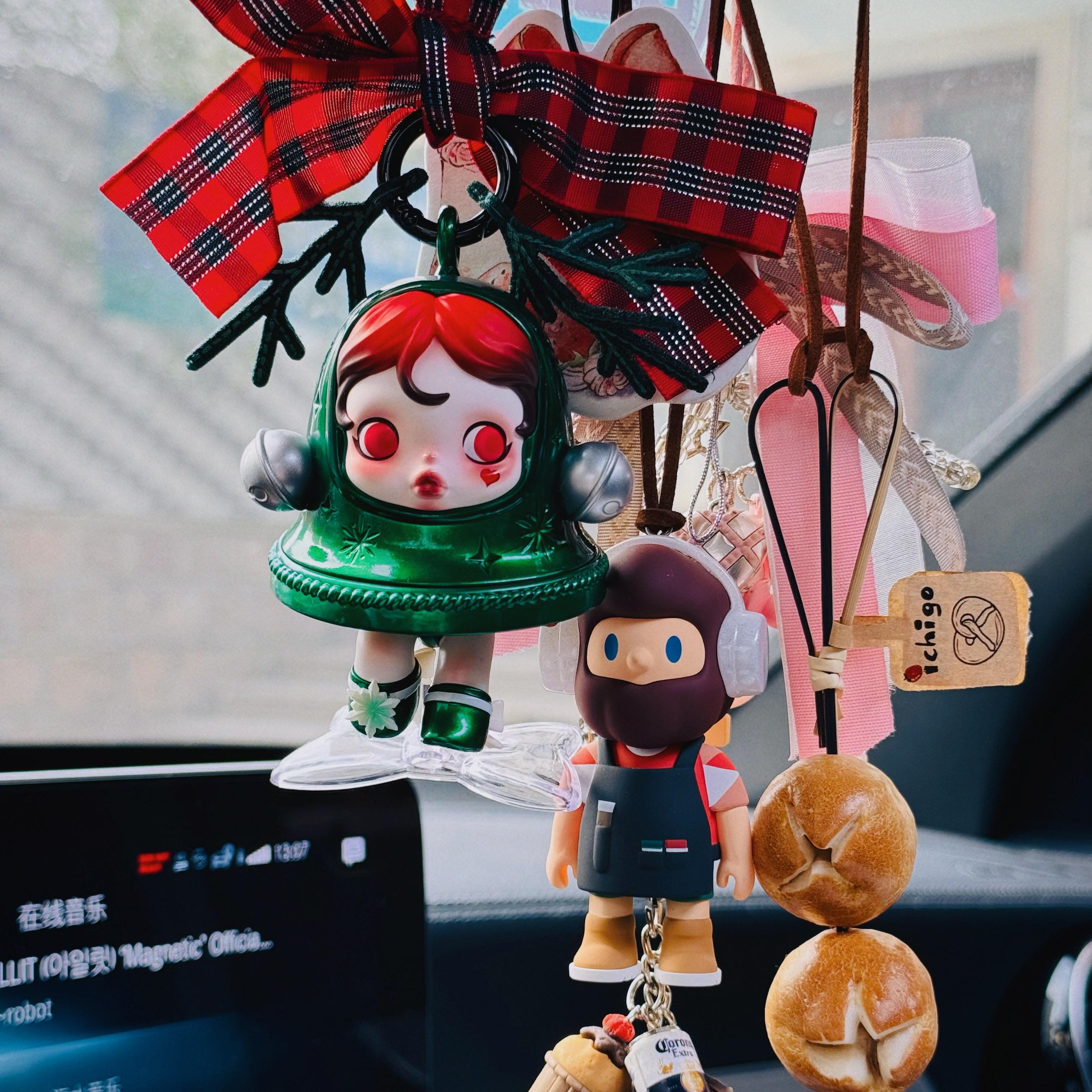 泡泡玛特SKULLPANDA许愿时间到汽车挂件后视镜挂饰车挂蝴蝶结车挂
