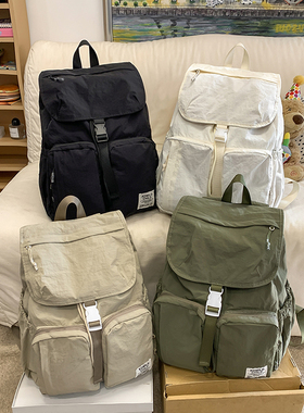 日系双肩包女超轻便户外休闲逛街旅行後背包多口袋掀盖式登山书包