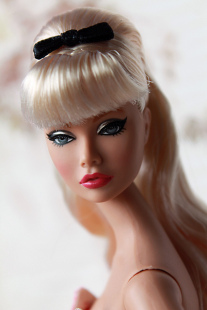 Fashion Royalty Poppy Parker Tricks Up Her Sleeve PP娃娃