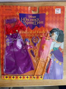 Disney Hunchback Notre Dame Esmerelda迪士尼钟楼怪人节日娃衣