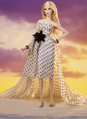 Fashion Royalty Escapism Elise Elyse FR2 大会限量版娃娃